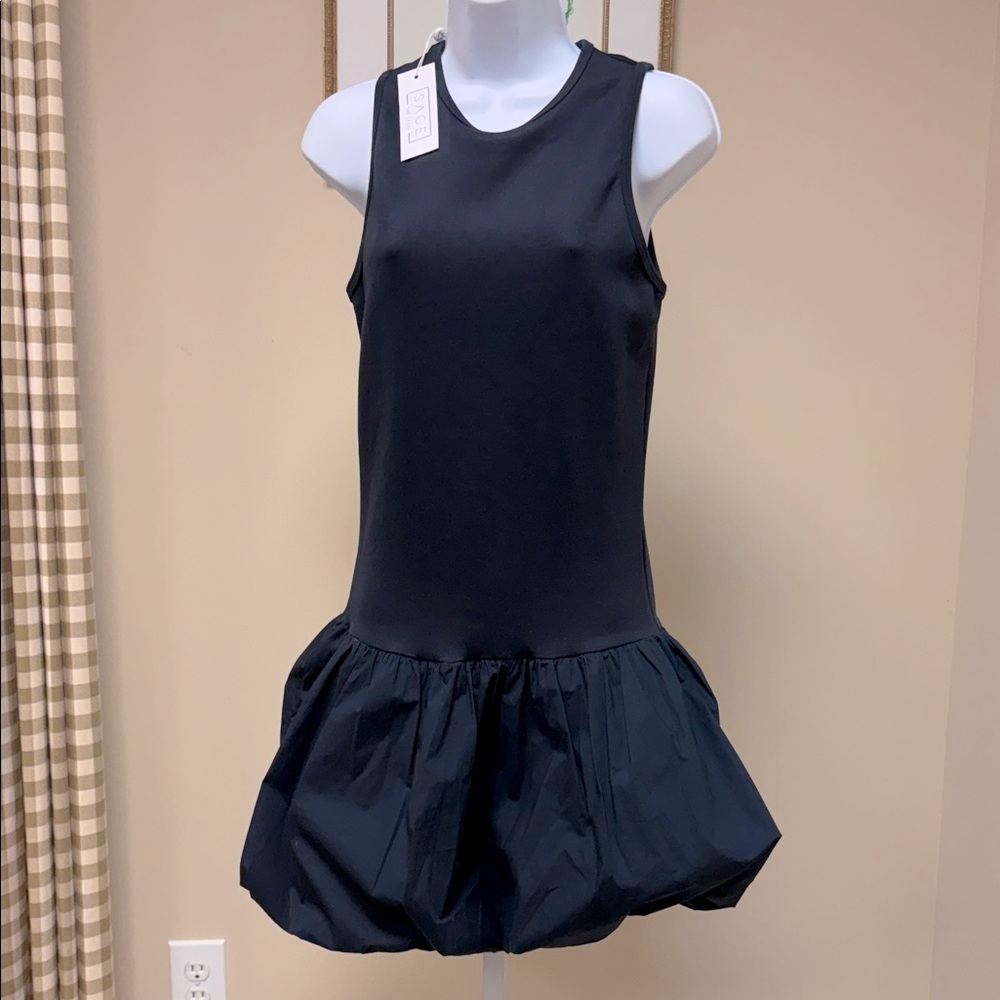 Elegant Navy Sleeveless Women’s Dress